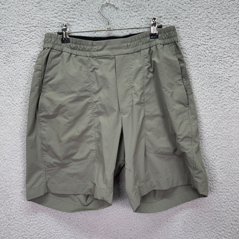 Lululemon Shorts Mens M Olive Green Bowline 8" Stretch Ripstop Gym Workout Run